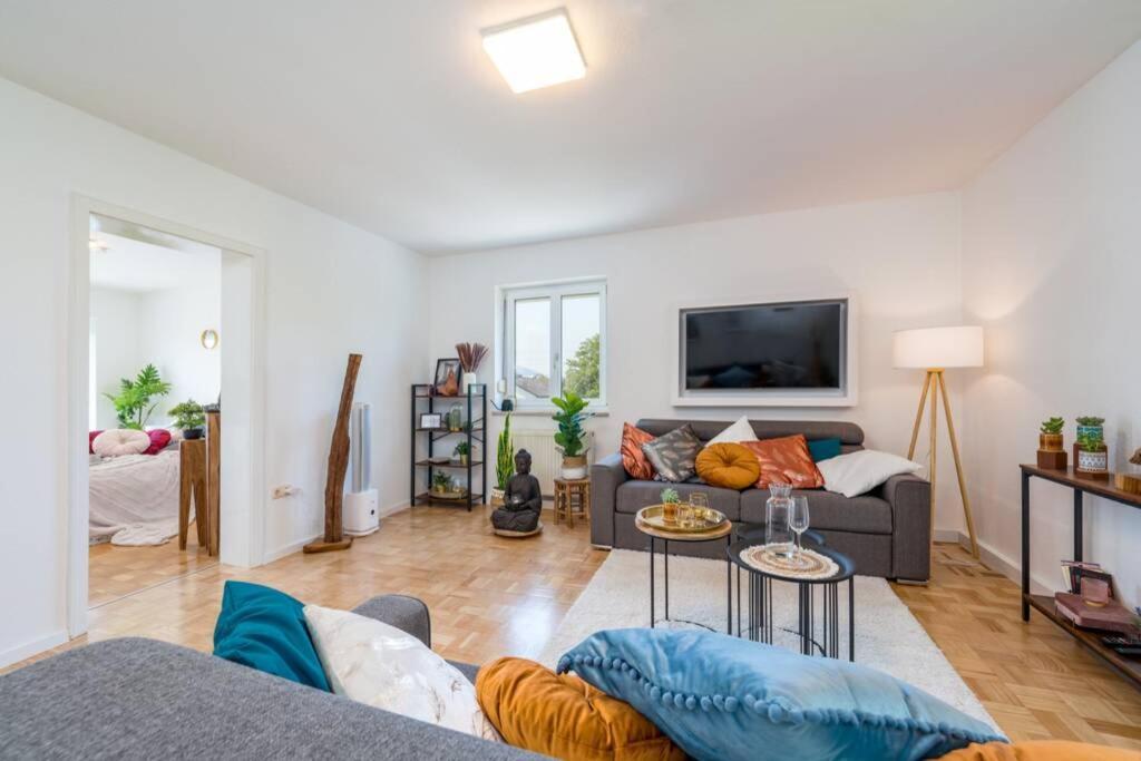 פריילאסינג Eg Rechts -Wunderschone 80M² Grosse 3-Zimmer City Wohnung Nahe Salzburg מראה חיצוני תמונה